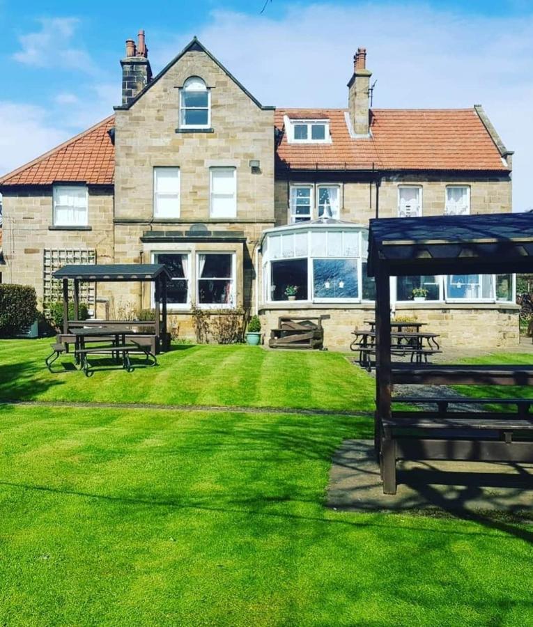 The Fylingdales Inn Robin Hood's Bay Ngoại thất bức ảnh